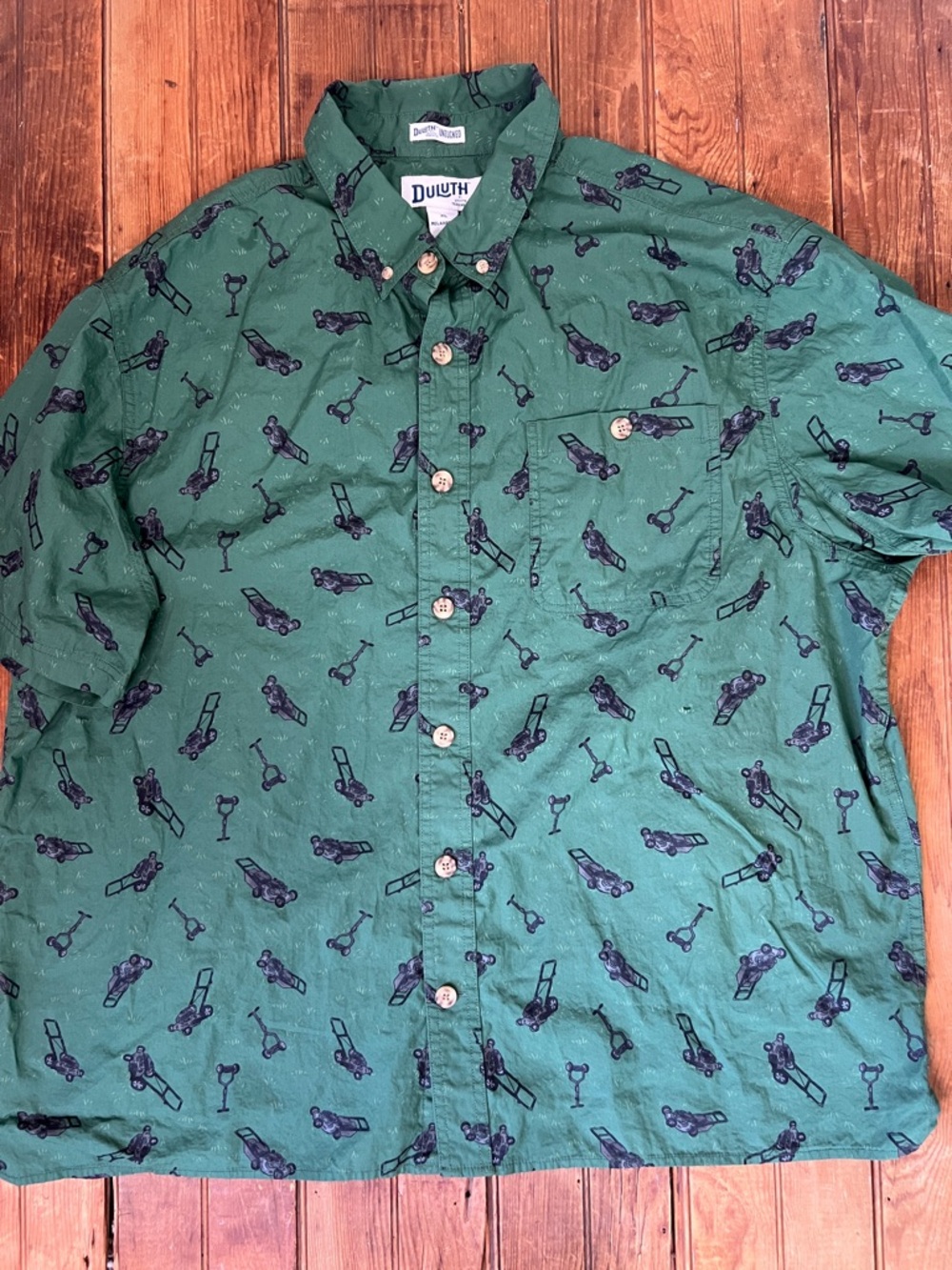 Mens Duluth Trading shirt mower print Green cotton Button-Down size xl